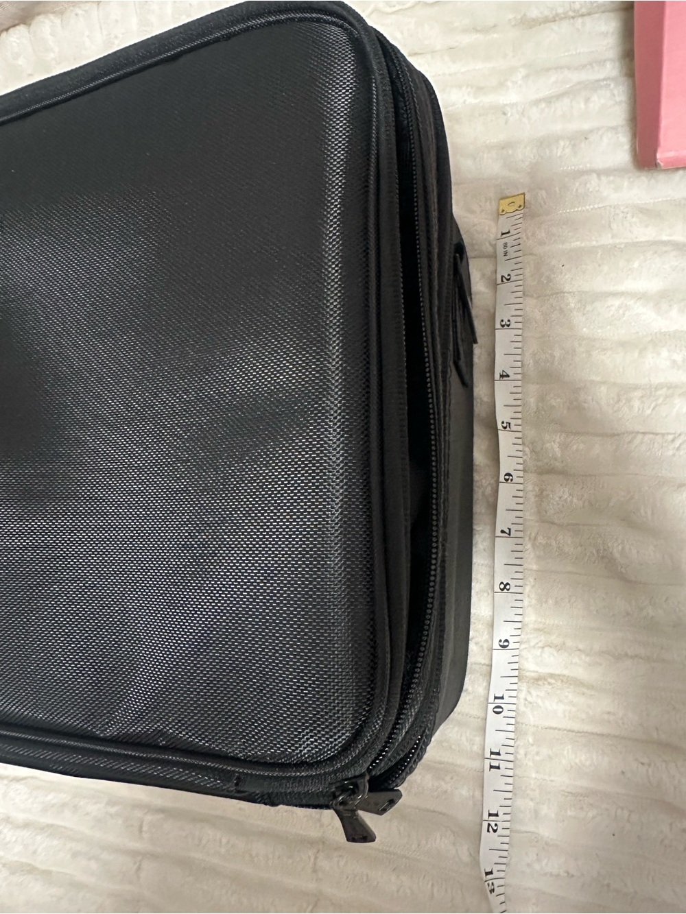 Relabel Makeup Case Travel Bag - Picture 3 of 12